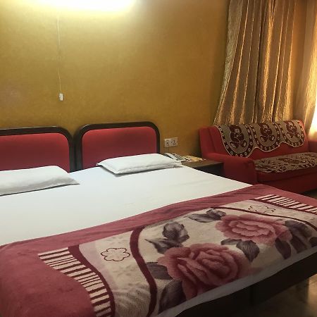 Hotel Sukant Palace Delhi  Eksteriør billede