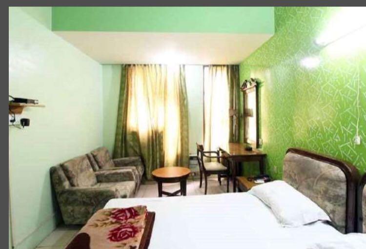 Hotel Sukant Palace Delhi  Eksteriør billede